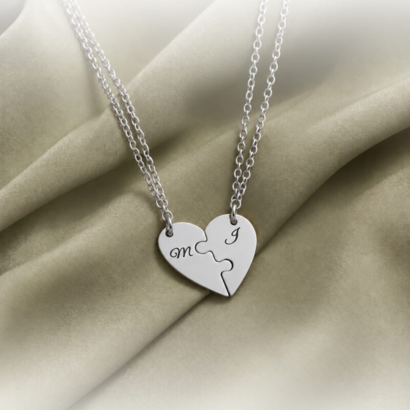 Collares Broken Heart